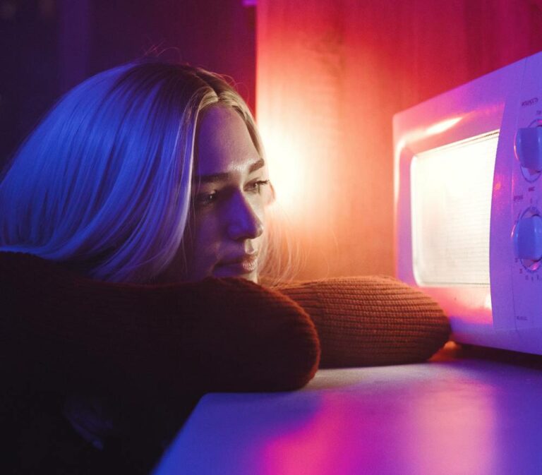 Why Do Microwaves Beep? How To Mute Microwave The Kitchen Pro Tech