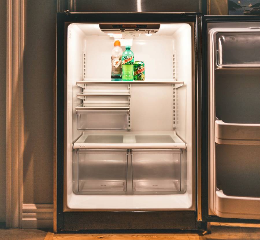 Why is my fridge cold but freezer warm?